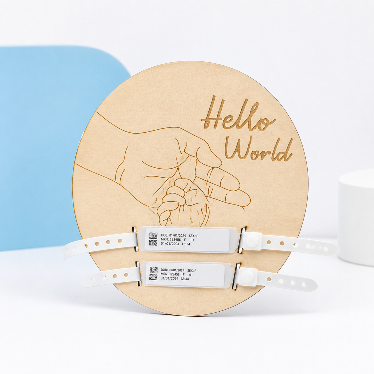 Newborn Hospital Bracelet Holder – Engraved Baby Announcement Sign and Keepsake Gift for New Parents