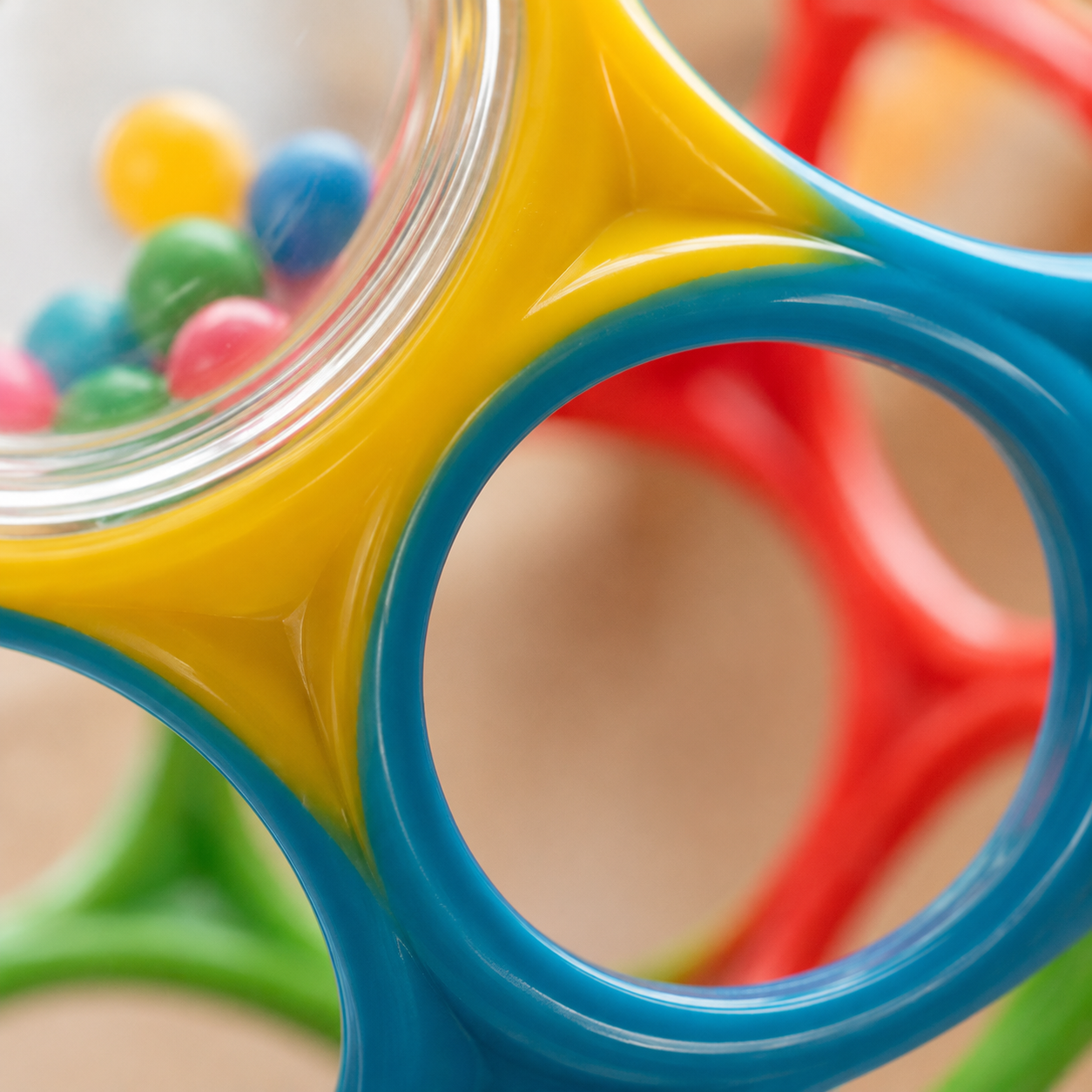 Baby Grasping Ball Rattle – Sensory Teether Toy for Early Development 0-6 Months